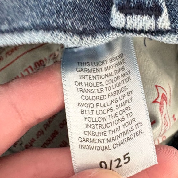LUCKY BRAND Blue Straight Leg Jeans. Super cute! - Picture 5 of 7
